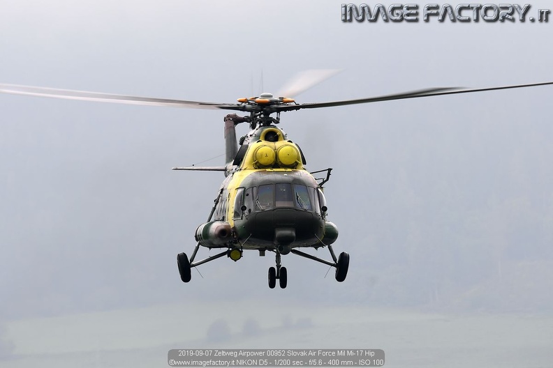 2019-09-07 Zeltweg Airpower 00952 Slovak Air Force Mil Mi-17 Hip.jpg